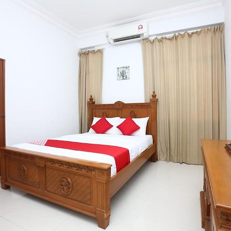 Super Oyo 89435 Nusantara Group Hotel Jertih Exteriér fotografie