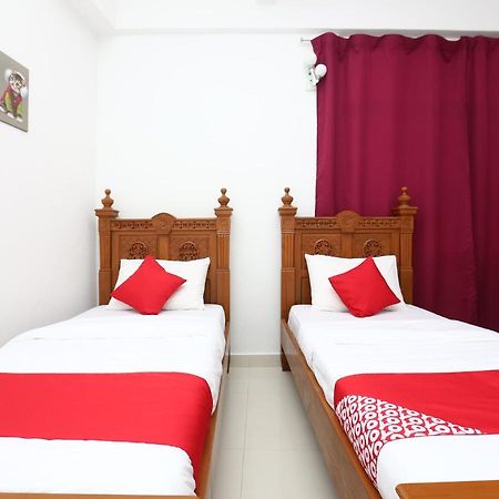 Super Oyo 89435 Nusantara Group Hotel Jertih Exteriér fotografie